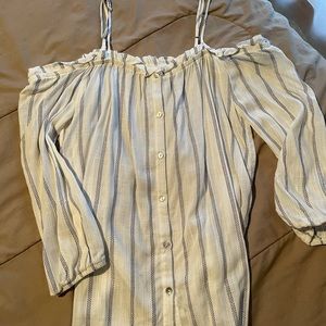 Cold Shoulder Button Up